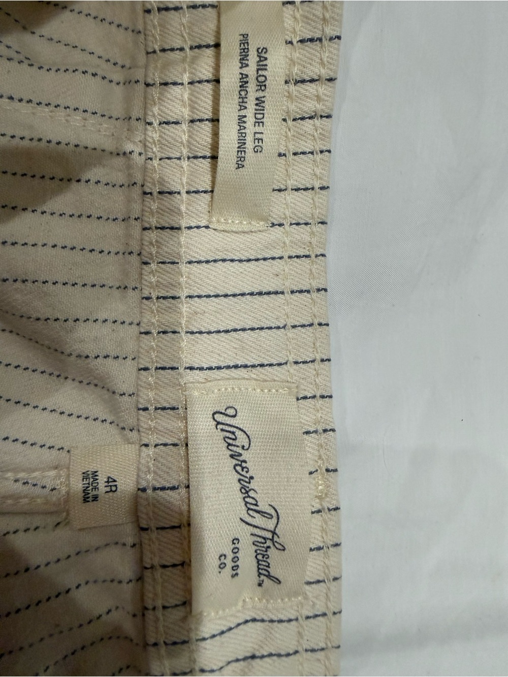 Universal Thread Pin-Striped Wide-Leg Jeans - Picture 4 of 4